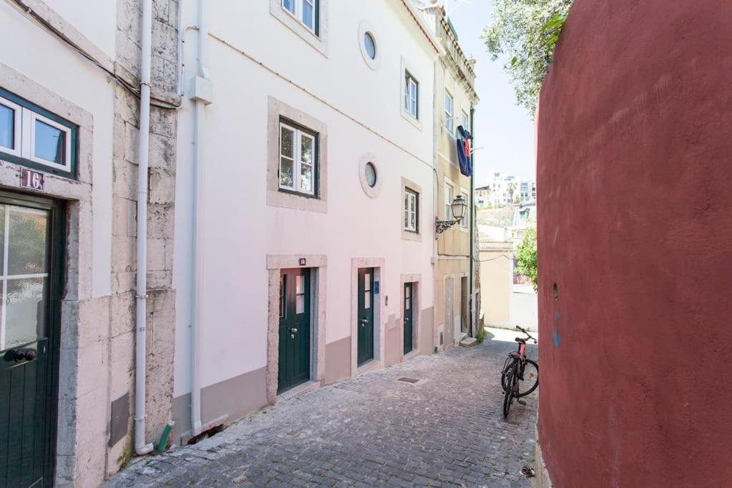 Sao Vicente IV - Eco-Flat With French Balcony & View Leilighet Lisboa Eksteriør bilde